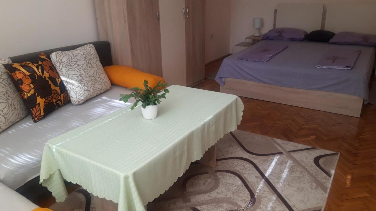 Central Apartment Silistra 外观 照片